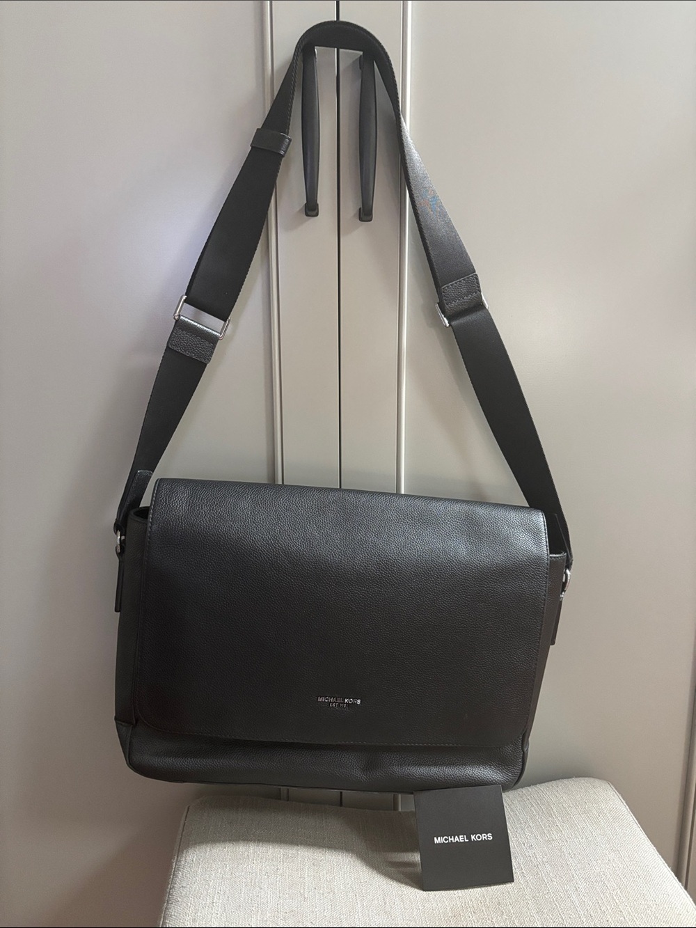 Michael Kors Mason Explorer Pebbled Leather Messenger Bag NWOT